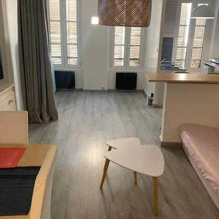 Appartement Complet, Hyper Centre D'Auxerre. Exterior photo