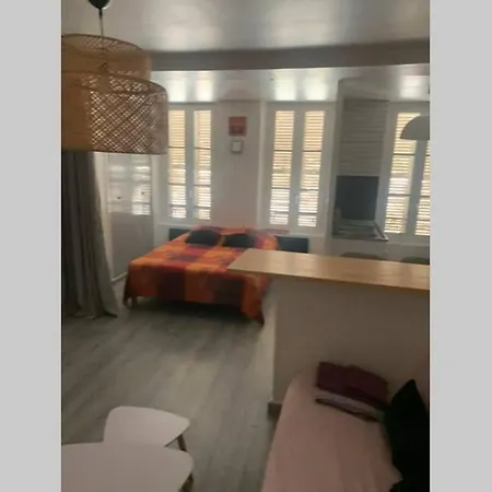 Appartement Complet, Hyper Centre D'Auxerre. Exterior photo